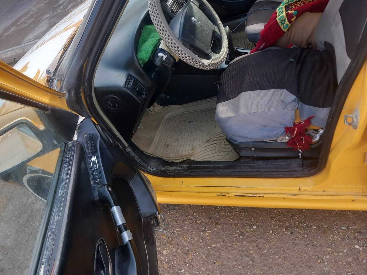 لبيع كوم حديد اتعهد بس بل اصوليات عل بك ماترجع بس ذي قار الغراف  *********** سعر 15
