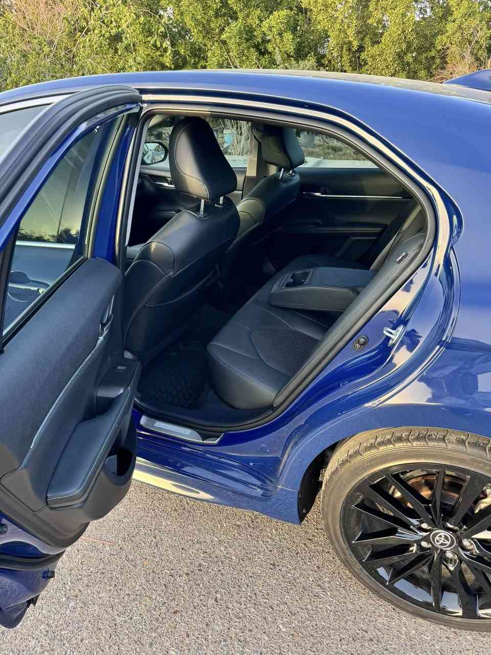 تويوتا كامري XSE مديل 2023
سيارة دخول جديد حره بسمي بدون رقم  فول موصفات عده الفتحه XSE وارد أمريكي بيه جاملغ  سيارة جديدة بوضع الوكاله للستفسار : ***********
