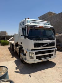 فالفو • ٢٠٠٣ • بدون كرين