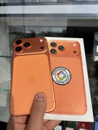 آيفون ١٧ برو ماكس • ٢٥٦ • البطارية ١٠٠%