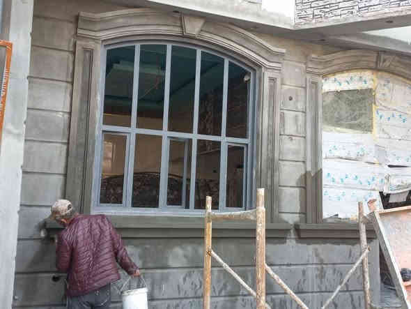 كادر متفرق لعمل الواجهات. لبخ سمنت. تحجير بالسمنت. وصبغ. باسعار مناسبه. للتواصل***********
