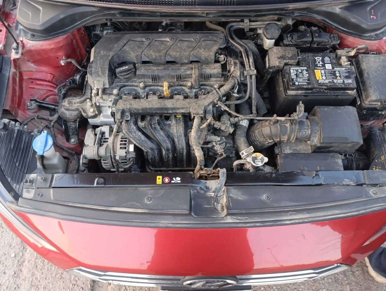 هيونداي أكسنت 2022 - نظافة مميزة ولون ملكي
الموديل: 2022.
اللون: أحمر كرزي (لامع ونظيف جداً).
المحرك: 1.6 (8 نوزل) - أداء قوي واقتصادي جداً.
المسافة المقطوعة: 27 ألف ميل فقط (بحكم الزيرو).
المواصفات:
شاشة كبيرة وكاميرا دوارة.
حساسات خلفية.
تحكم ستيرن كامل.
الحالة العامة: السيارة حدادية بالجيس، جاهزة من كل النواحي، تبريد ثلاجة وما محتاجة أي مصروف نهائياً.
تفاصيل الضرر: صبغ بنيد مع تبديل جاملغ واحد فقط (شغل درجة أولى ومرتب).
السعر: 120 ورقة (وبيها مجال بسيط للشراي المباشر).
المكان: بغداد - كم سارة.
للاستفسار والتواصل: ***********
