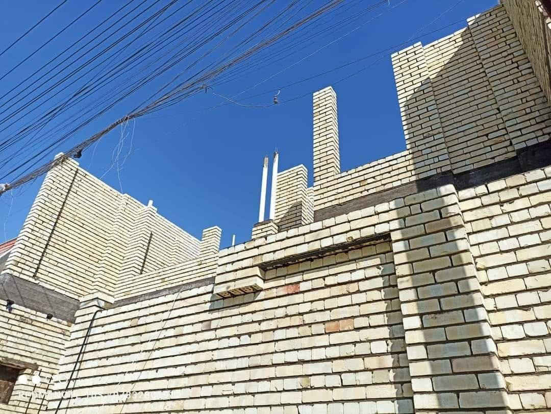 🔨 خبير البناء أبو حمودي الجبوري
صيتنا يسبقنا… شغل مضبوط وتسليم بالوقت المتفق عليه 👌
جاهز للعمل في مناطق: الدجيل – بلد – الضلوعية – يثرب – العبايجي – التاجي
🏗️ خبرة هندسية وبناء درجة أولى
🧱 تنفيذ كافة أعمال البناء، الترميم، التشطيب، والأسقف بدقة وأمان
📞 للحجز والاستفسار: ***********
