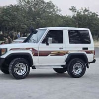 بيك أب • مكينة 2F • ١٩٨٩