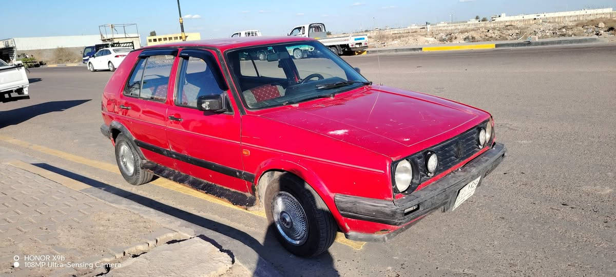 سلام عليكم كولف للبيع سنويه لل ٢٧ مكفوله صبع وضربه سياره كلش نضيفه مكان سياره بغداد ابو غريب
سعر ٣٠ وبيه مجال بصيط
***********
