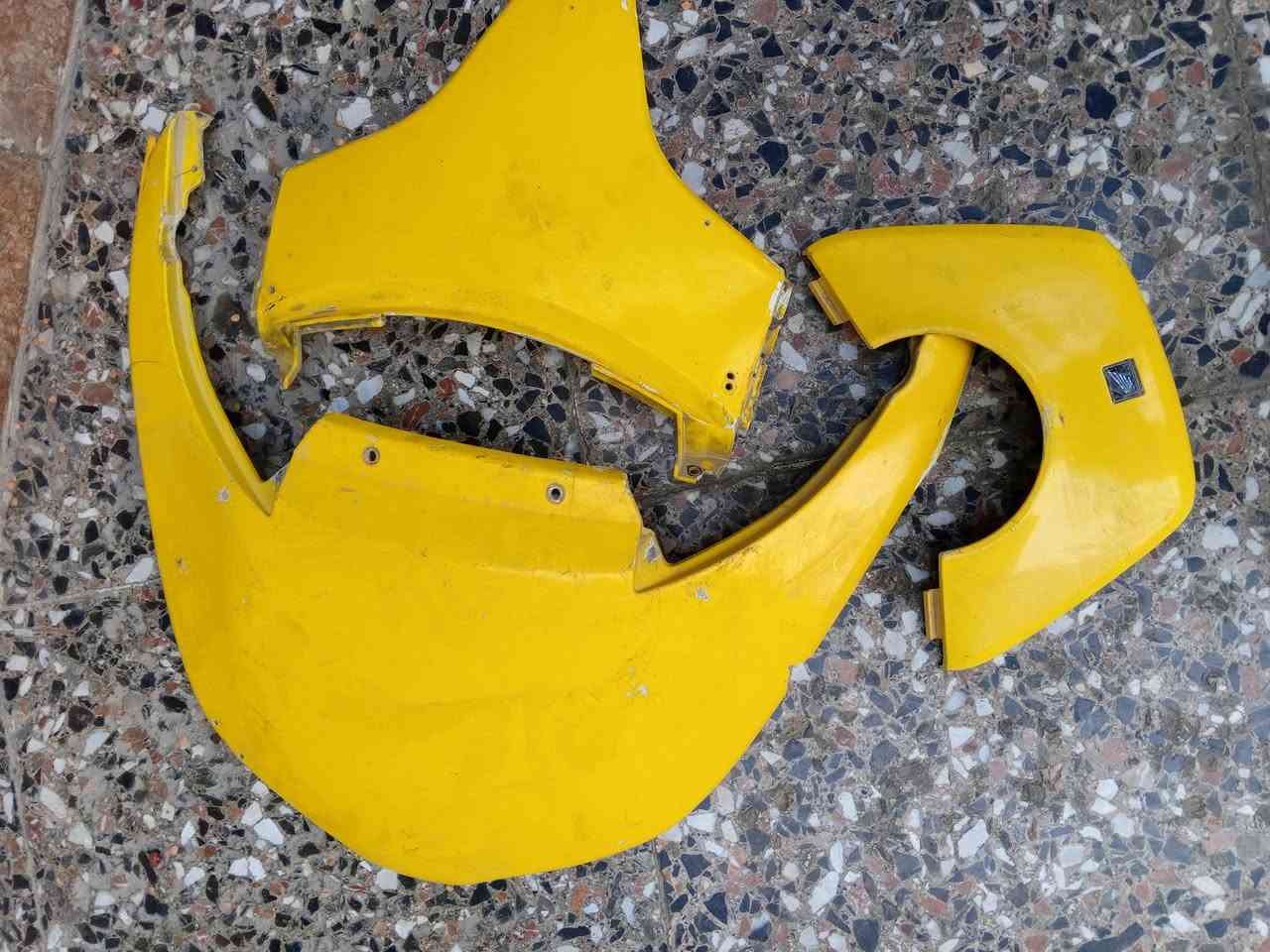 سلام عليكم
كفرات 
لايتات مامي خلفي 
دشبول كله شغال 
مال صفر 8 
خاص مفتوح


**إذا كنت صاحب هذا الإعلان وتريد حذفه لأي سبب، رجاءا أرسل رسالة إلى الدعم الفني**