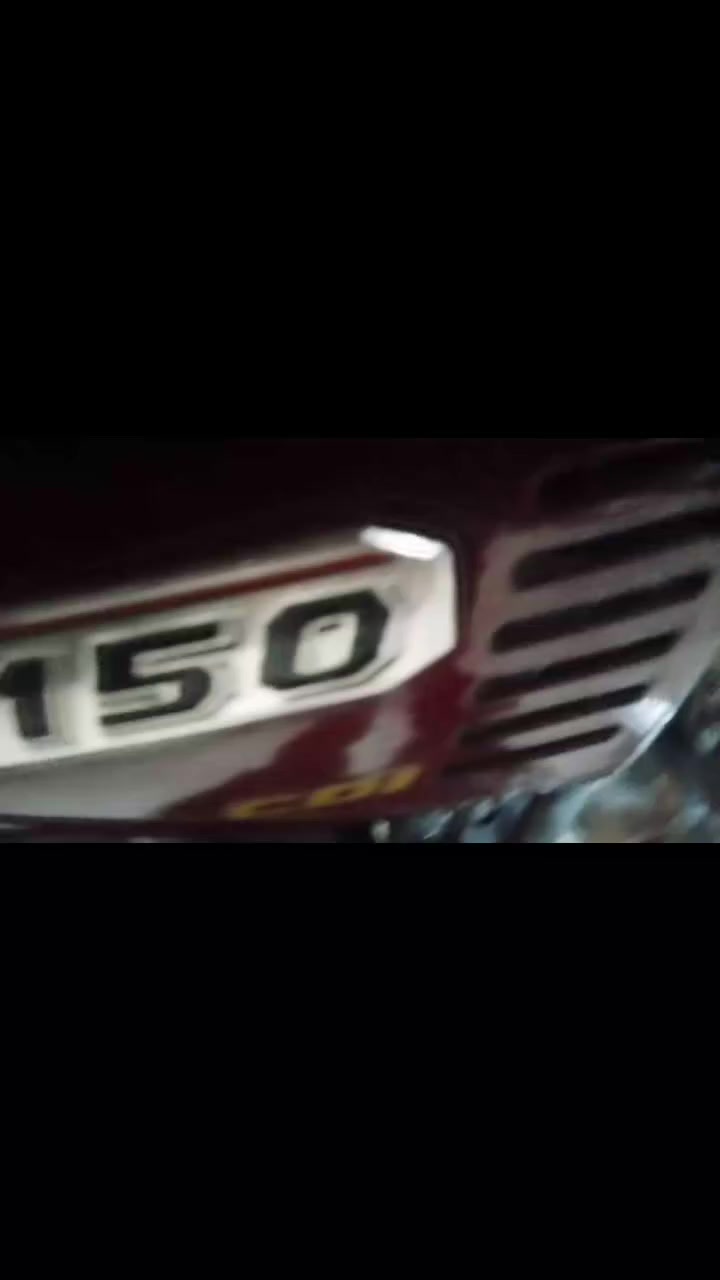 *سلم عليكم دراجه البيع كاشي ما بيه كله شغال وكلشي ما* عيزهً ديل 2022محرك2023مكا ن سامراء الأن  الدراجه 
 الرقم *********** 
نكره سلف منفيس موجود.  السعر 475 بي مج
