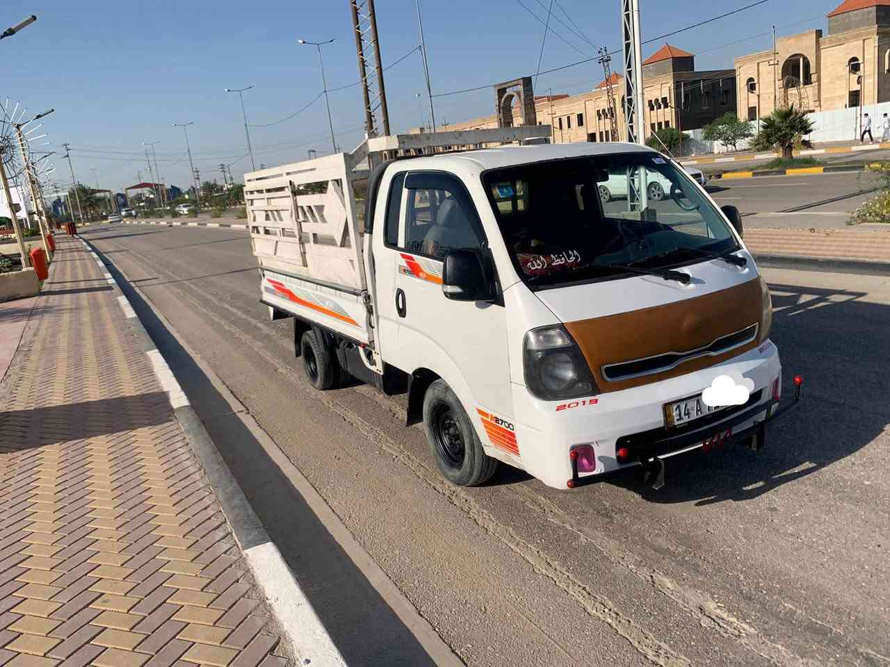 السلام عليكم كيه بنكو للبيع موديل 2019  سياره كفاله جاهزه على اخر حبايه محرك كير شاصي حداديه كفاله 
جاهزه ويه المحجر رقم بصره انكليزي سياره نضيفه بمعنى الكلمه 
امداور ثاني يوم 
سعر 118$
الاستفسار اكثر الاتصال 
***********
