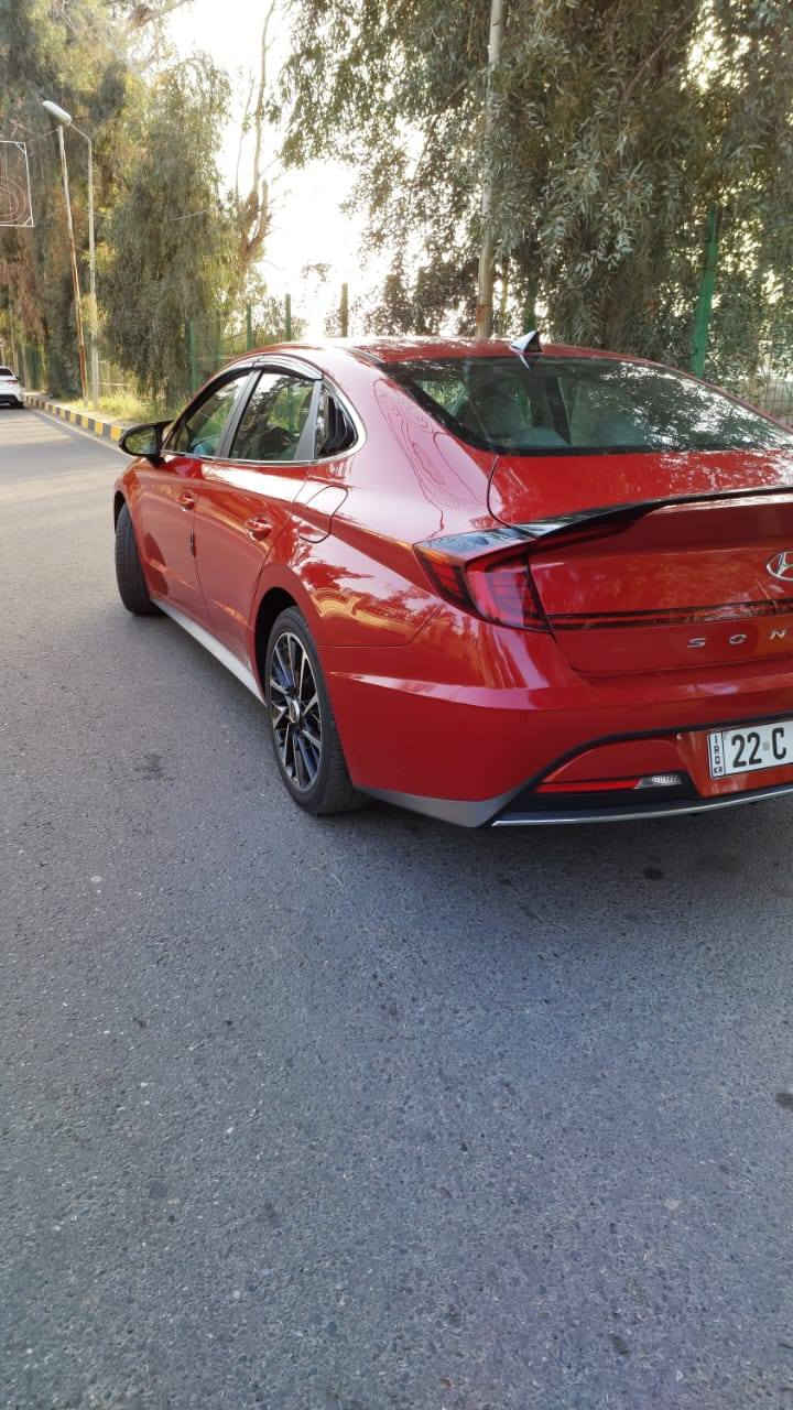 سوناتا 2021 سيارة كلش نظيفه
ماشية 53 الف 
***********# 
محرك 2500 الجبير المرغوب 
شاشة جبيرة كامرا 
4 وضعيات قيادة
هاندبريك بصمه
صندوك بصمه
اوتو هولد
اوتو ستوب
تحديد مسار 
تحكمات ستيرن
رادار 
باقي المواصفات معروفه 
سعر 158$ بيها مجال  
بدون دواخل بدون ارباك 
محرك كير صدر لغود شواصي كلها كفاله
بيها قطعة تبديل شركة وقطعة كلير امريكا  شرط بدون دواخل 
مكان سيارة موصل /اربيل
