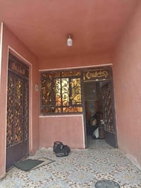 بيت طابقين • ٢٠٠م • بوب الشام