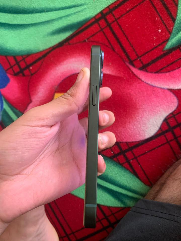 ايفون 13
ذ 128

ب 84 

مكفول من فتح ومن كلشي 

كارتونه + كيبل عادي

للبيع 400 🔒
***********
