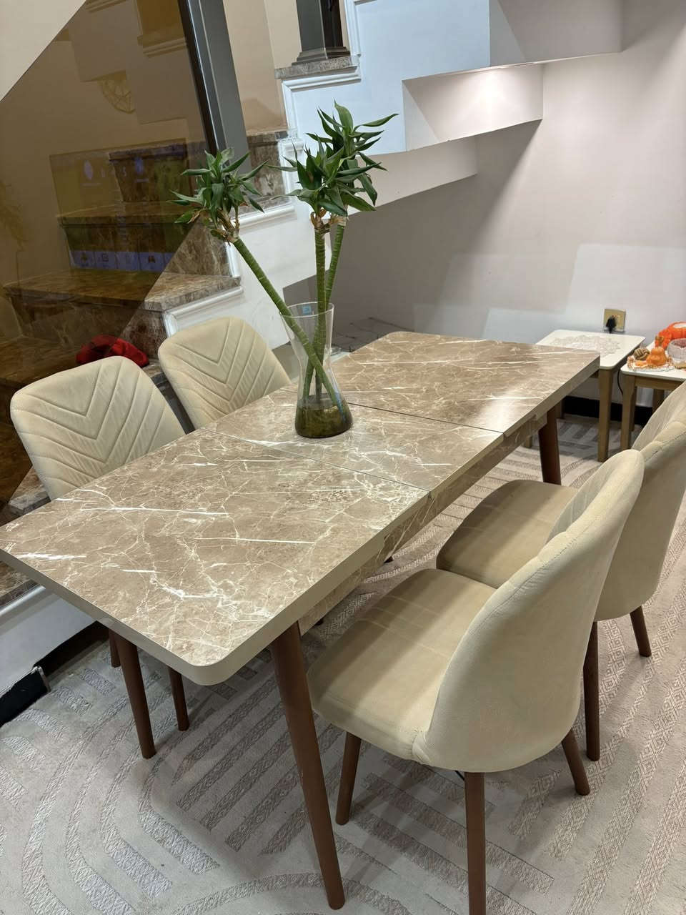 ميز طعام نظيف جدا للبيع مرمر صناعي يتكبر ويتصغر  منطقه علي الصالح  السعر 150 الف قفل رجاءا بدون احراج


**إذا كنت صاحب هذا الإعلان وتريد حذفه لأي سبب، رجاءا أرسل رسالة إلى الدعم الفني**