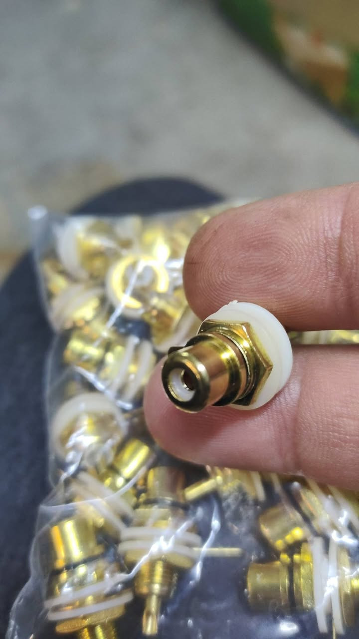 متوفر هاي الكميه تريد قطع او شلع


**إذا كنت صاحب هذا الإعلان وتريد حذفه لأي سبب، رجاءا أرسل رسالة إلى الدعم الفني**