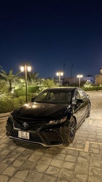 كامري 2024  هايبرد se ماشية 89كيلو رقم بغداد تحويل ثاني يوم الحادث و ا...
