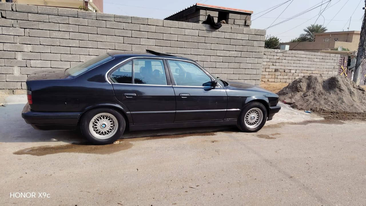 BMW 525i
موديل 93 
كير ومحرك صقر 28 دبل فانوس حاويه جديد
رون ناصي 6 نمر 
لون اسود 
رقم صلاح الدين الماني تحويل ثاني يوم 
مكان السيارة صلاح الدين. بيجي 
السعر 60 وبيها مجال 
للتواصل على الرقم ***********
