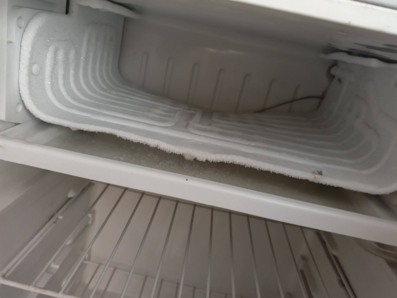 🔥 بيع أغراض مستعملة + شبه جديدة بأسعار فرصة 🔥
أدوات منزلية وكهربائية وأجهزة متنوعة — الكمية محدودة
📦 عدة الصبغ الكاملة (عرض مميز)
تحتوي على:
✅ مكينة سنفرة كبيرة
✅ مكينة سنفرة صغيرة
✅ كتالوك ألوان المرجان
✅ مالج ستن عدد (2)
✅ شفرات عدد (2) بأحجام مختلفة
✅ سل ستيل أصلي
✅ فرش صبغ عدد (3)
✅ قناع حماية
✅ جنطة كاملة
💰 السعر فقط: 125,000 دينار
🔧 الأجهزة والأدوات المتوفرة:
🔹 دريل تثقيب جدران — 15,000 د.ع
🔹 دريل تنكير جدران أصلي (استعمال قليل جداً) — 35,000 د.ع
🔹 مكنسة كهربائية (استعمال مرة واحدة) — 50,000 د.ع
🔹 مكينة غسل زوالي وتخومة (استخدام خفيف جداً) — 100,000 د.ع
🔹 عربانة حجم وسط — 25,000 د.ع
🔹 مسدس طلقة عدد (2) — الواحد 5,000 د.ع
🔹 مبردة شحن — 15,000 د.ع
🔹 كامرة مراقبة أطفال جديدة مع كامل الملحقات — 15,000 د.ع
🔹 فارة غسل شحن — 15,000 د.ع
🔹 مكينة لحيم Parkside ألماني — 15,000 د.ع
🔹 طيارة درون كامرة مع كامل الملحقات — 25,000 د.ع
🚚 توصيل إلى جميع محافظات العراق
💵 أجور التوصيل: 5,000 دينار فقط
📞 للحجز والاستفسار:
***********
⚡ الأسعار مناسبة والبيع للأسبقية — احجز قبل نفاذ الكمية!
