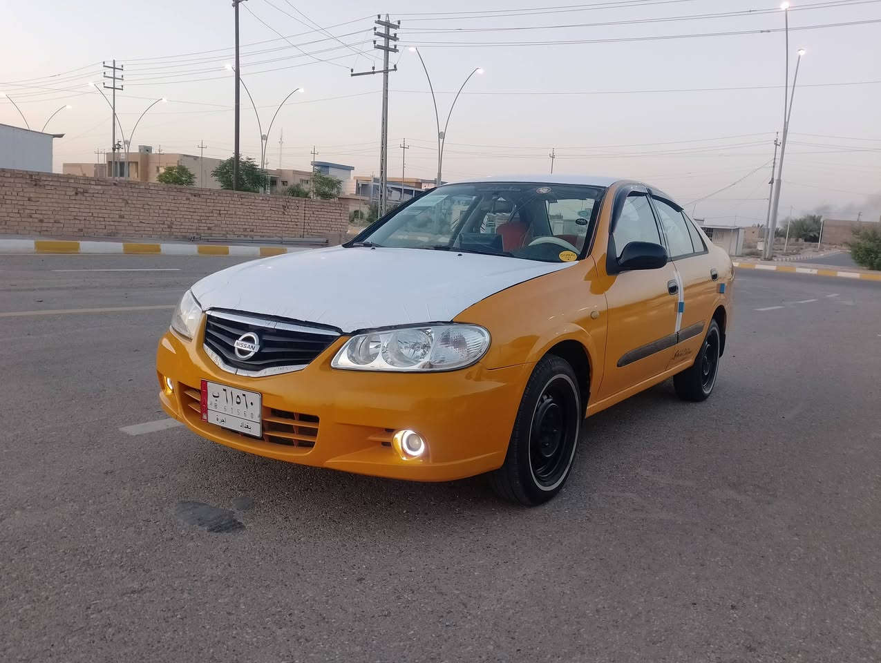 سلام عليكم للبيع سني موديل 11 مؤسسة محرك 1600 الاسود كير مكفول تخم تاير صدر جديد تحويل مباشر بيه ثلاثه قطع صبغ بدون دواخل سياره مال جناي حيل حلوه بل واقع بعد أحلى من صور مكان السياره الانبار هيت السعر 74 وبيه مجال بصيط الإتصال ع رقم ***********
