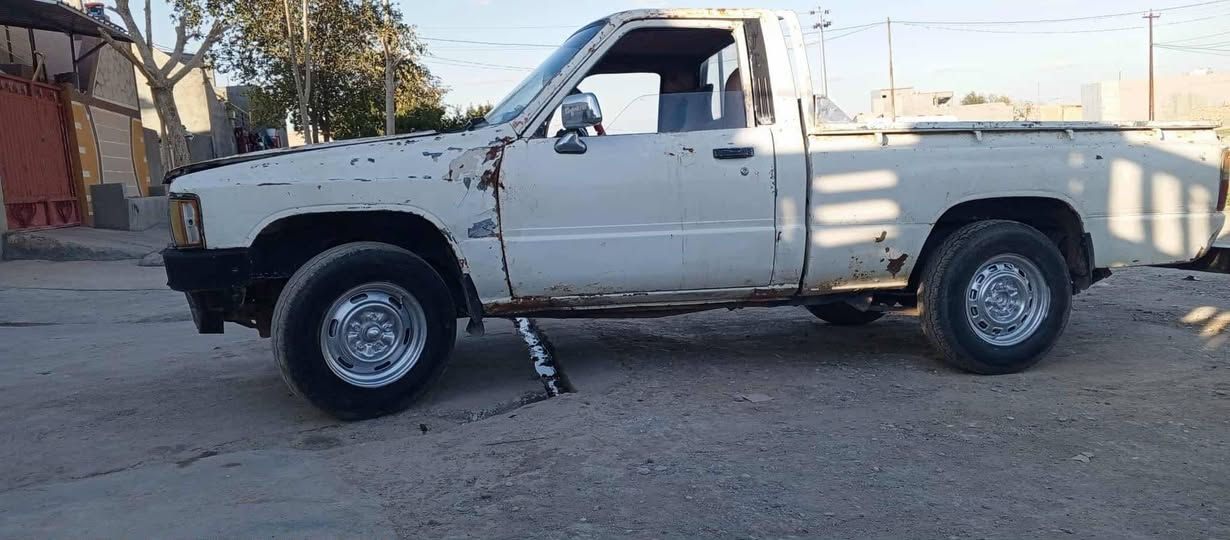 سڵاو هاوڕێیان
ئەم پیکابە بۆ فرۆشتن
مۆدێل ٨٥
ماڵی کەسابەت 
بە شەرتی گێڕ و مەکینە و ئەکسل
وە بە شەرتی سەنەوی و ئەوەلیات
شوێن: کەلار -سمود
ژم:***********
