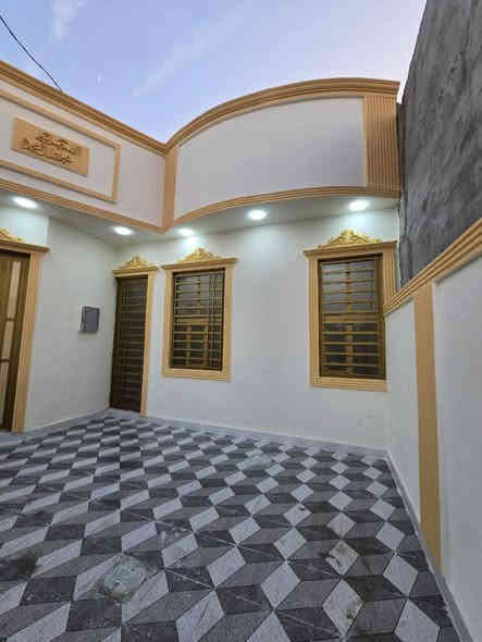 أسعد ألله أوقاتكم بكل خير 🔷
اللاستفسار📲 ***********

دار سكن للبيع بقمت روعه 🏭
المساحة 210 م
بناء حديث شقل درجه أولى👍
على شارع 10م تبليط 🛣
كافت لخدمات متوفره 

محتويات البيت ⬇️
1- كراج + حديقه
2- دوانيه
3- صاله
4- مطبخ
5- غرف منام عدد 2 
6- صحيات خارجي وداخلي

نوع العقار طابو زراعي
بأسم عراقي سند 25
الموقع راقي ⚡
البصره محوله الزهير
يبعد عن سايدين سياحي 700م

كل هاذ جمال وترتيب
بسعر 125 وبي مجال لشراي
اللاستفسار 📲 ***********
