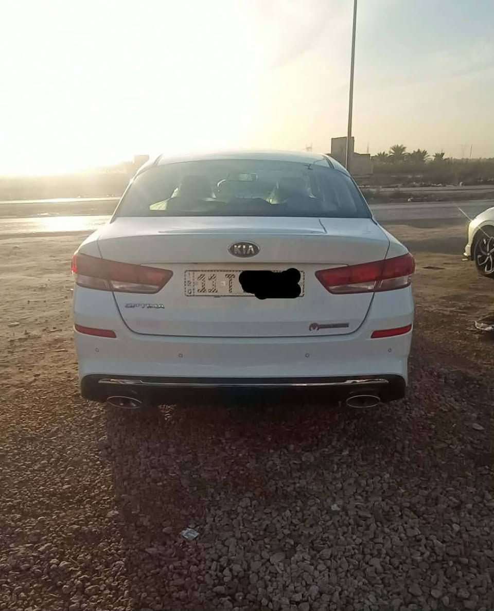 سلام عليكم اوبتيما 2020 رقم بغداد دولي سويج ماشيه 55الف 2400 كفاله عامه ثاني يوم مداور  مكان السياره السماوه رميثه ***********
