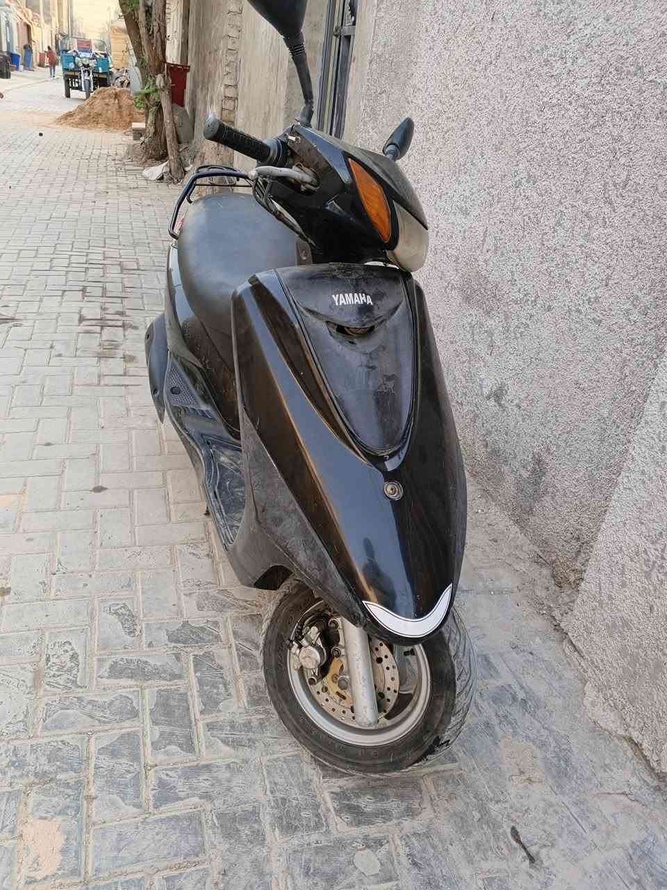 دراجه اكزز نوزل نظيفه
مكينه خير من الله لا تنقيص ولا تبخير 
كفرات بلاد
كهربائيات كله شغاله 
كيجات شغاله
قفل ستيرن وقفل جنطه
فقط باتري ضعيف
رايده 650
مكاني بغداد نهاية حي اور سبع قصور 
شارع ابو علي


**إذا كنت صاحب هذا الإعلان وتريد حذفه لأي سبب، رجاءا أرسل رسالة إلى الدعم الفني**