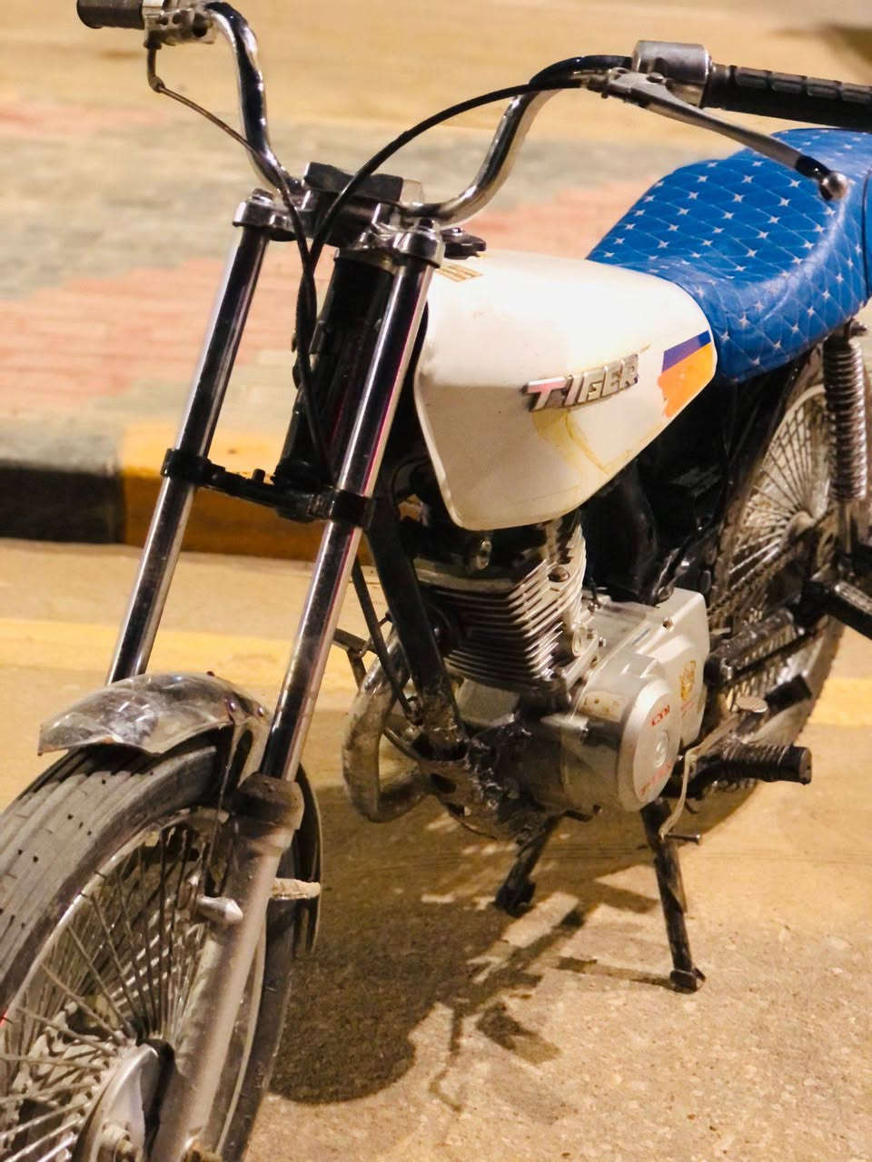 سلام عليكم  شباب  دزاجه اوراق لبيع  اوراق سكنر  مكاني نجف كوفه  سعر 600 وبيهه مجال  شراي يجي علا رقم تلفون ***********
