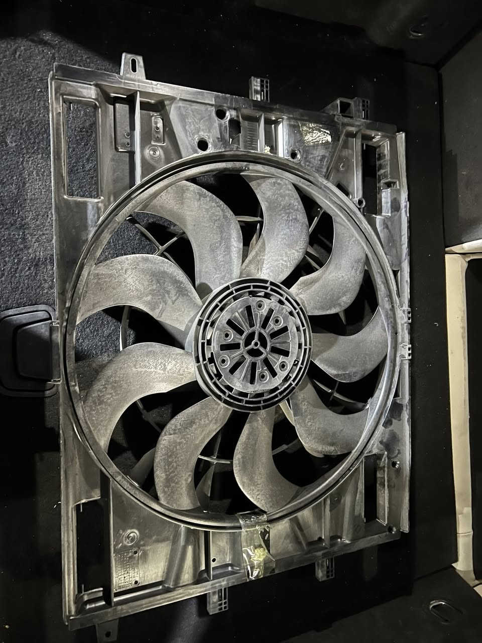 السلام عليكم 
🔥 قاعدة مراوح ومروحة بدون مأطور بيوك انفيجن 2021-2025
متواجد خاص وللاتصال ***********
