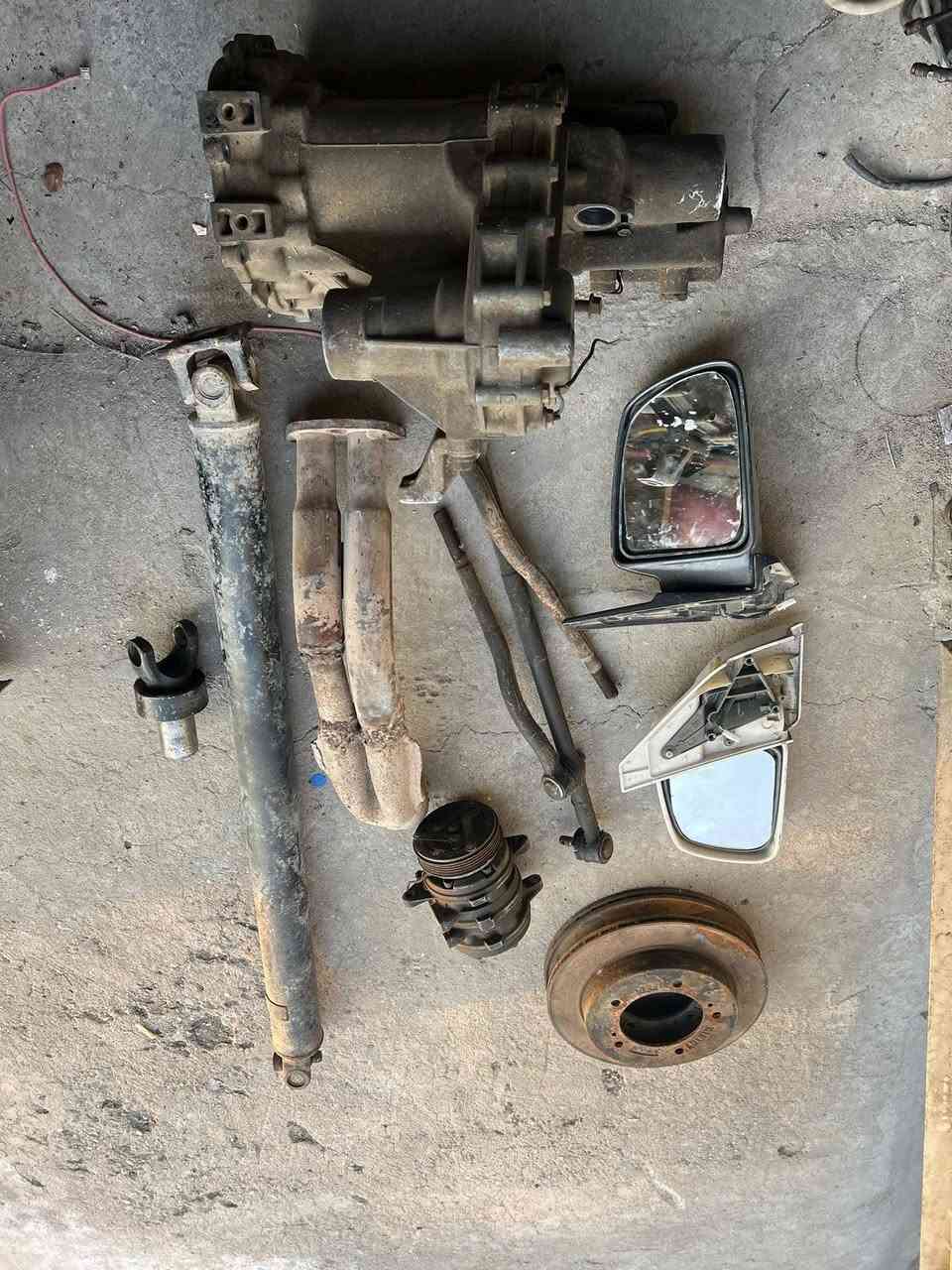 غراض ساسوكي تفصيخ 
*********** 
لوكير شغال شرط مع كاردن مع مزدوج
شنو تحتاج راسلني ..
