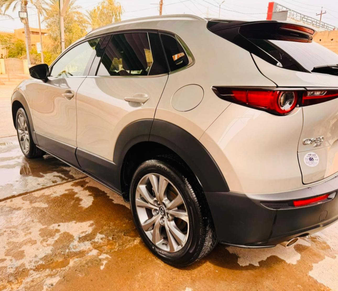 السلام عليكم 
مازدا cx30   دفع رباعي  موديل 2023 رقم بغداد هزه سنوية كله جديد  
 بريميم فول ١/١ أعلى فئة  
49.000km
المواصفات 
داخل جلد    
داتا شو 
لايت متحرك 
فتحة 
قيادة ذاتية 
رادارات 
باب خلفي كهرباء 
حادثها بالصور بنيد مصلح ومصبوغ 
وباقي المواصفات المعروفة السعر 165 
بغداد ***********
