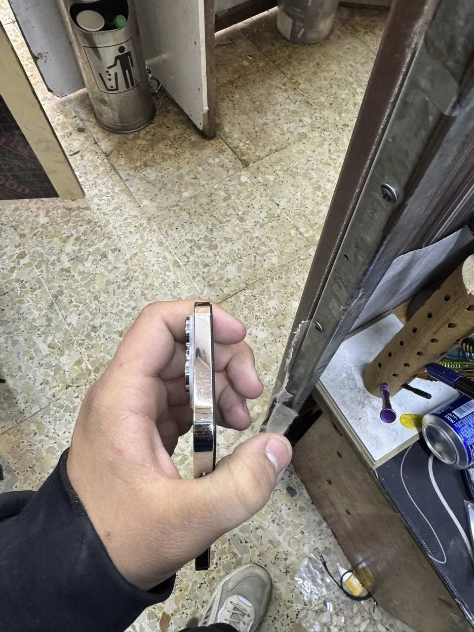 للبيع ايفون ١٤بروماكس الجهاز كلش نضيف وكلة شغال اتصال صوت تكنيك كامرات فيس ايدي مبدل شاشة اصلية بطارية89 بلادية شرط ذاكرتة 256 سعرة ٧٢٥ وبي مجال حك الجية توصيل موجود مكاني بغداد ***********
