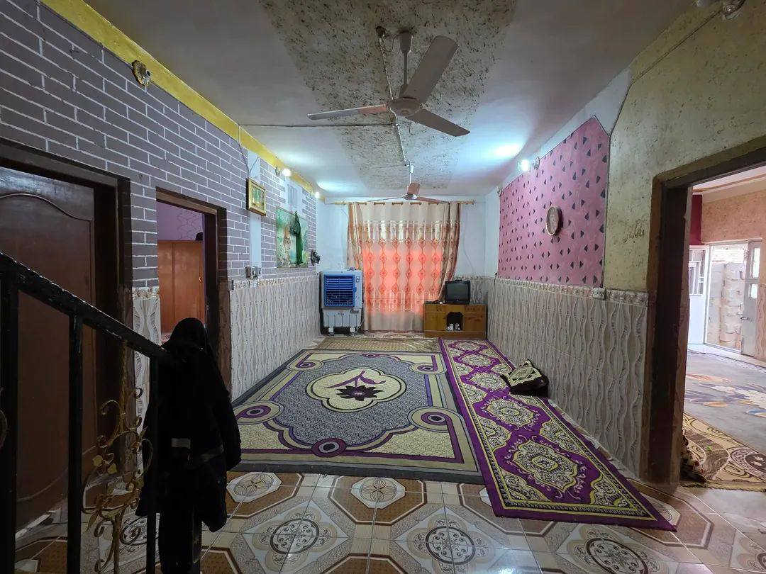 دار  250مم قاطين  طابوا زراعي يحتوي على خمس غرف واستقبال وصاله ومطبخ وصحيات البناء بلوك والسكف صب بابل مسيب على طريق ابو الجاسم يبعد عن الشارع العام  500م السعر ب75مليون الاستفسار  ***********
