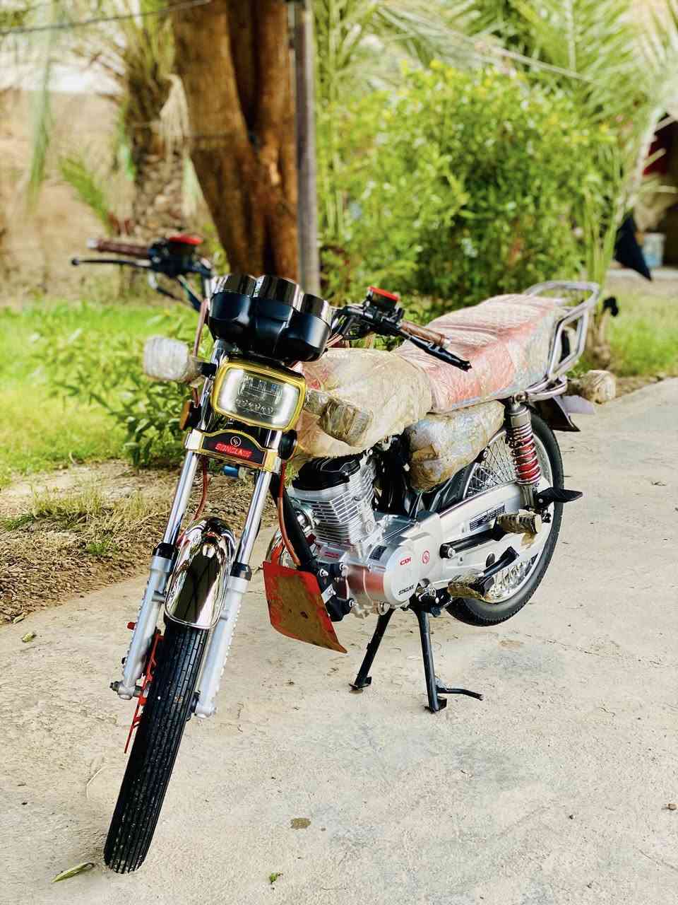 السلام عليكم تايكر 2025 اوراق وكيل لو برتقالي صار شهر من طالعه من الوكيل سويجات 2 بصمات2  صفاره انذار مكفوله حتى من الشحط كير مكينه شاشا ام بي ثري عمبار كلج وبريك اول تبديله دهن الها السعر 775 وبيها مجال للاستفسار اتصل ***********
