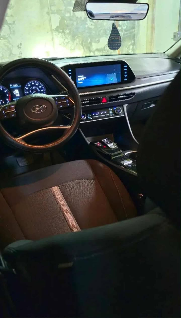 سوناتا وارد امريكي موديل 22 رقم مثنى صور الحادث بصور فقط بنيد مبدل وكاله باقي سيارة كفاله رقم الهاتف 
*********** السعر 167
