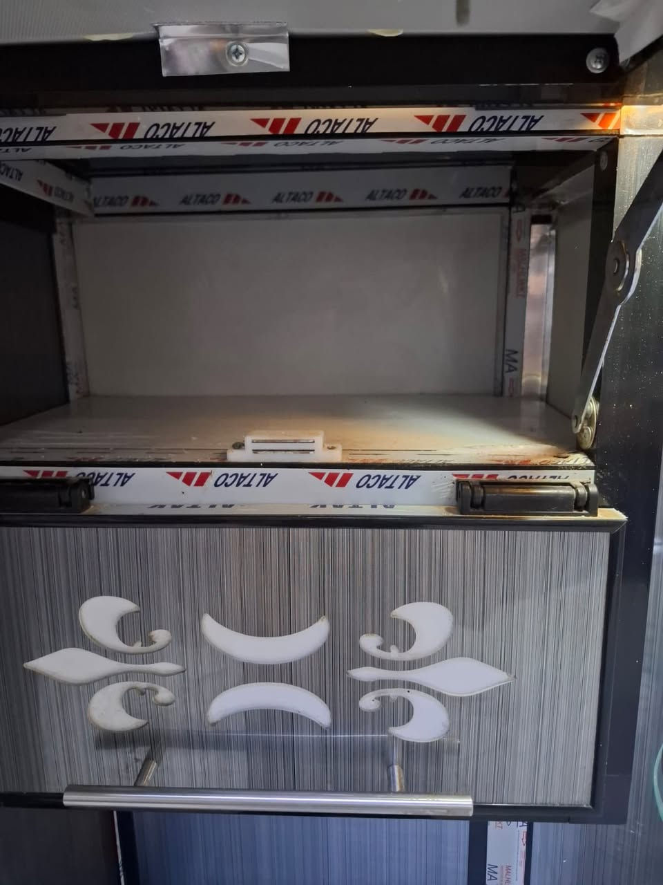 للبيع ٥٠٠


**إذا كنت صاحب هذا الإعلان وتريد حذفه لأي سبب، رجاءا أرسل رسالة إلى الدعم الفني**