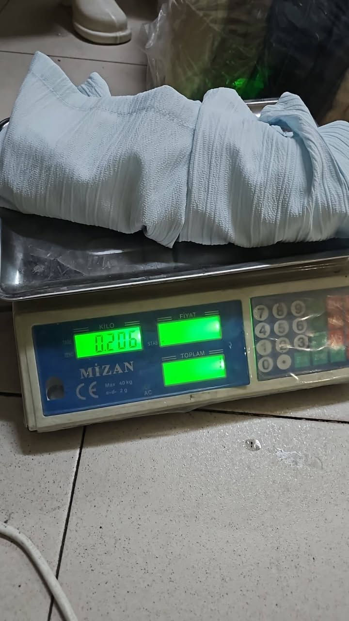 ياجبار يارب شروة بنطال اورجينال خامة تركية ممتازة 3000قطعة سعرحرق تواصل ماسينجر


**إذا كنت صاحب هذا الإعلان وتريد حذفه لأي سبب، رجاءا أرسل رسالة إلى الدعم الفني**