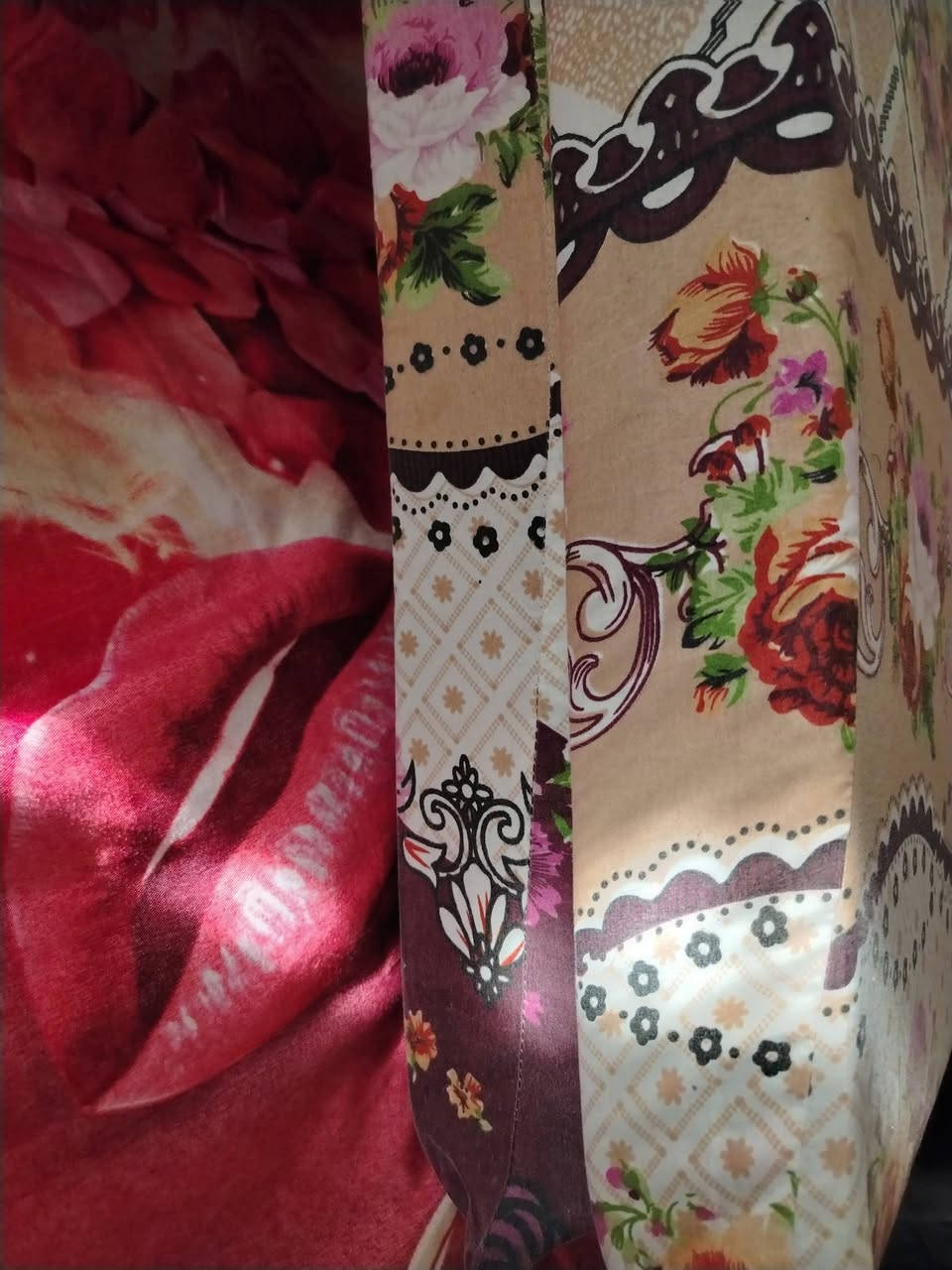 غراض للبيع
ساحبه جديده ١٥٠
راديو ١٠
ساريه علم ٢٠
جنطه سفر ٣٥
كريكوت ٣٠ 
 مروحه ٢٥
جربايه حديد ٥٠
زاويه ملابس ١٠
مفارش أرض، ١٥
دوشك ١٥،
 صوبه كهربائيه ١٥
، برده قماش ١٥
مكينه خياط ٧٥،
برده زيبرا ٤٠
،ماطور٢٥
العنوان بغداد منطقه الري قرب اعلام السيديه


**إذا كنت صاحب هذا الإعلان وتريد حذفه لأي سبب، رجاءا أرسل رسالة إلى الدعم الفني**