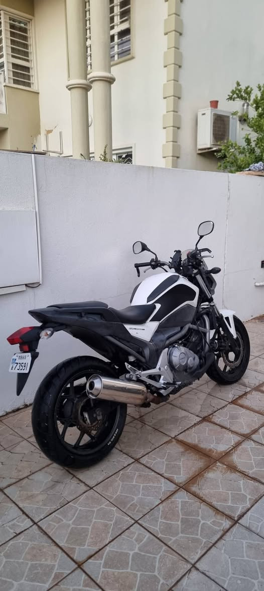 سلام عليكم هوندا ان سي ٧٠٠ موديل ٢٠١٣ سعر ١٦ ورقه مجال محرك كبس


**إذا كنت صاحب هذا الإعلان وتريد حذفه لأي سبب، رجاءا أرسل رسالة إلى الدعم الفني**