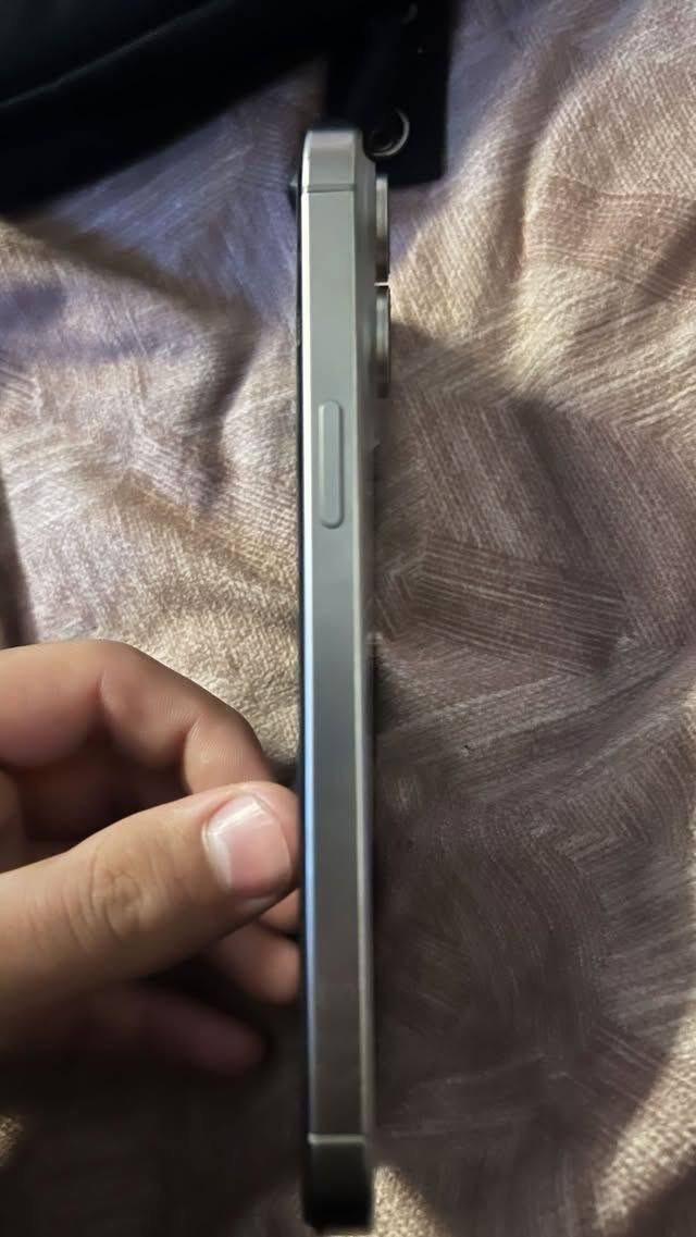 السلام عليكم ايفون15
لبيع ذاكره 256 بطاريه 90
فقط شاشه مبدله السعر ٨٠٠ بي مجال
تواصل خاص


**إذا كنت صاحب هذا الإعلان وتريد حذفه لأي سبب، رجاءا أرسل رسالة إلى الدعم الفني**