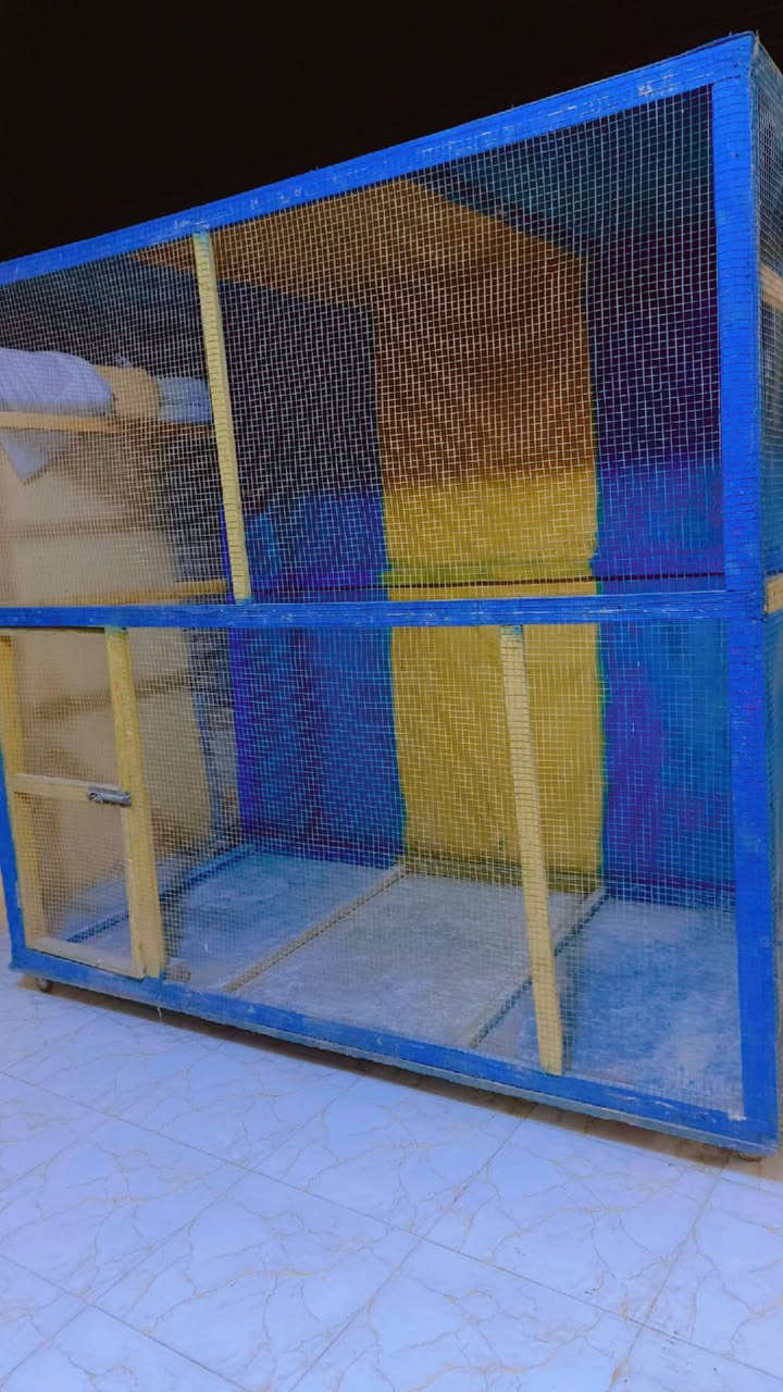 سلام عليكم متاح قفص للبيع موقعه الخالص خويلص تفاصيل راسلني على الخاص او على هاذ الرقم *********** واتساب متوفر هم
