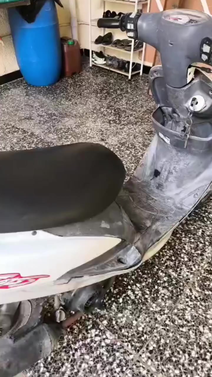 السلام عليكم للبيع ماكس منغولي تشتغل نكره شلعه ومعدل كهربائيات شغاله اشاير لايت ككلشي 450 قفل


**إذا كنت صاحب هذا الإعلان وتريد حذفه لأي سبب، رجاءا أرسل رسالة إلى الدعم الفني**