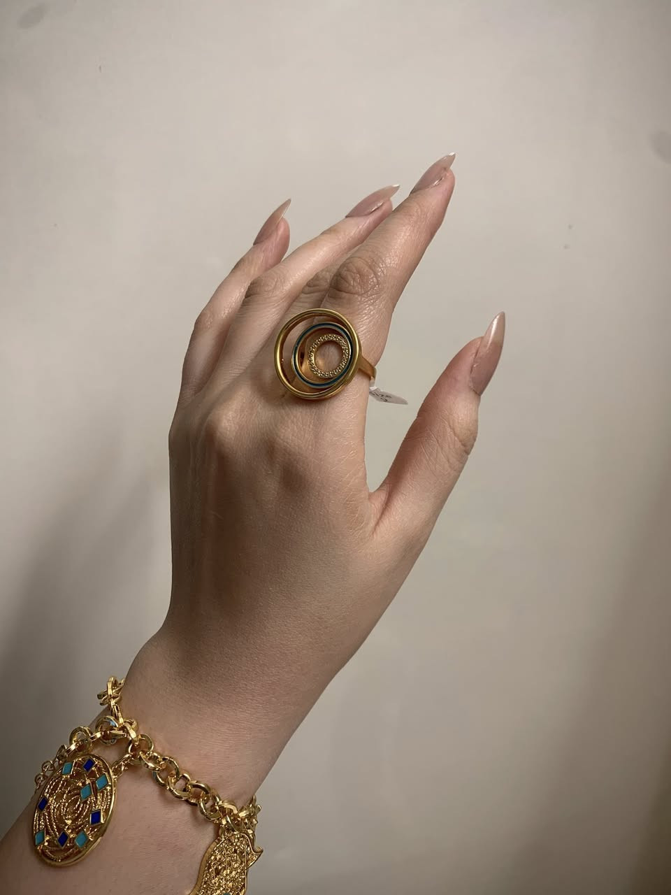 خليجي ضمان حقيقي سنتين مقاوم الماء والكحول 👍


**إذا كنت صاحب هذا الإعلان وتريد حذفه لأي سبب، رجاءا أرسل رسالة إلى الدعم الفني**