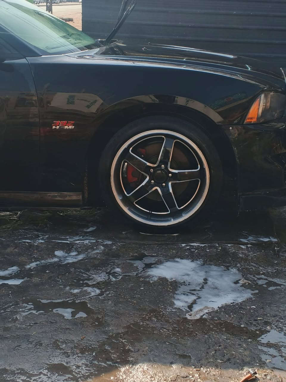 جارجر 13. RT
رقم بغداد السنويه ب اسمي (يحتاج تجديد)
السياره كفاله من الضربه والحادث والغرق 
موجود التقرير بالمنشور مال فحص وكذالك موجود رقم الشاصي بالمنشور  بيها بارد شوف العين ذابلها عربانه خلفيه جديده والمكينه والكير بحاله جيده جدا السعر 145ورقه وبيها مجال كلش بسيط
الرقم:***********
العنوان :البصره الامن الداخلي
