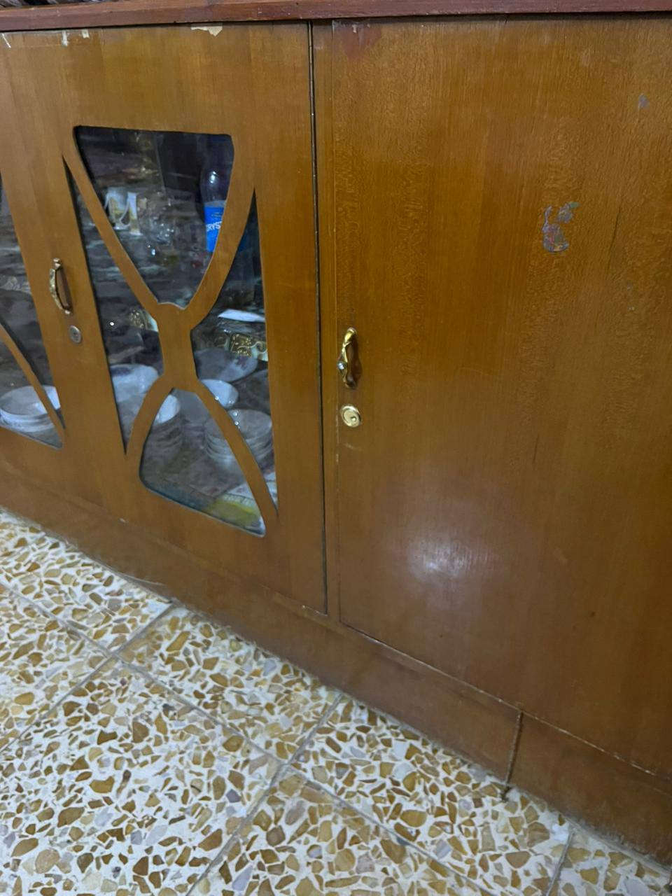 السلام عليكم بوفيه للبيع السعر 130 وبيها مجال العنوان كربلاء مجمع الباقر المنطقه الثامنه


**إذا كنت صاحب هذا الإعلان وتريد حذفه لأي سبب، رجاءا أرسل رسالة إلى الدعم الفني**