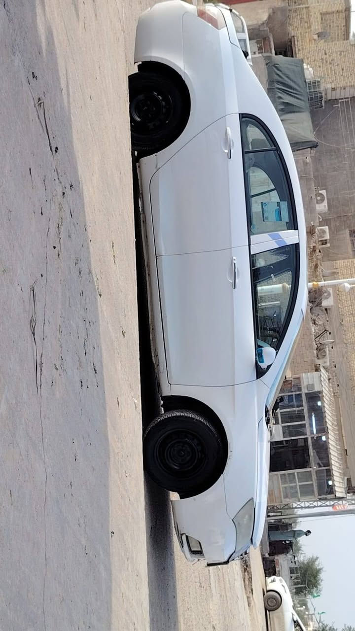 سياره ام كراند 
سياره ام كراند للبيع موديل 13 سياره كفاله عامه فقط جاملغ الأمامي بي ضربه مكينه وكير جدد بلاد اوتوماتيك حداديه طخم تاير جديد تبريد ثلج رقم بصره راعيها بناصريه شرط تحويل غرامات مصفره سعر 50وبيها مجال مكان ناصريه الشطره ***********
