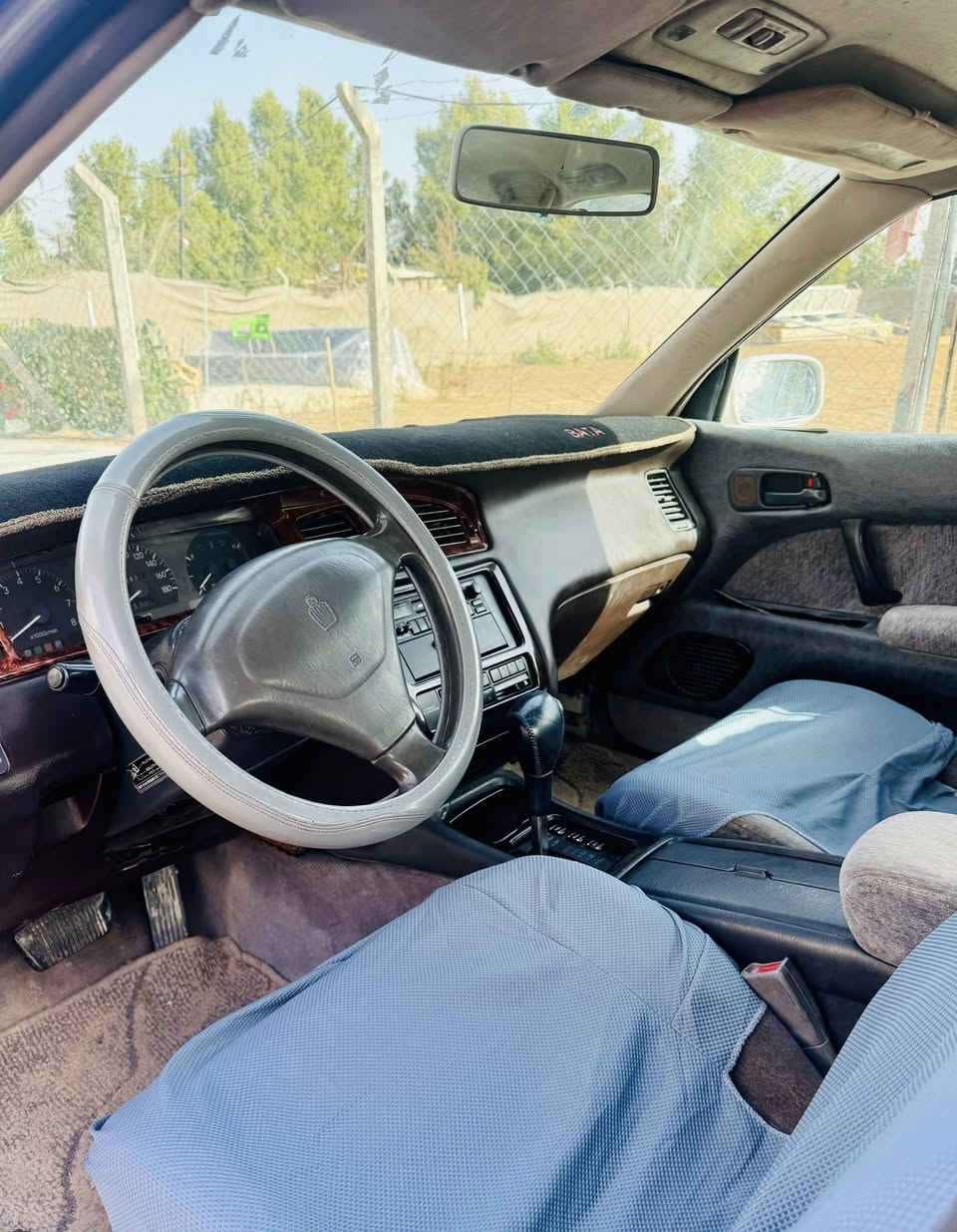 للبيع تويوتا كراون (بطة)
موديل 1993

رقم بصرة إنكليزي

مداور ثاني يوم

دشبول جديد

بطاين جدد

لايتات جدد

السيارة نظيفة وجاهزة

مكان السيارة: النجف الأشرف

السعر: 45 وبيه مجال 

للاستفسار مراسلة خاص �

***********
