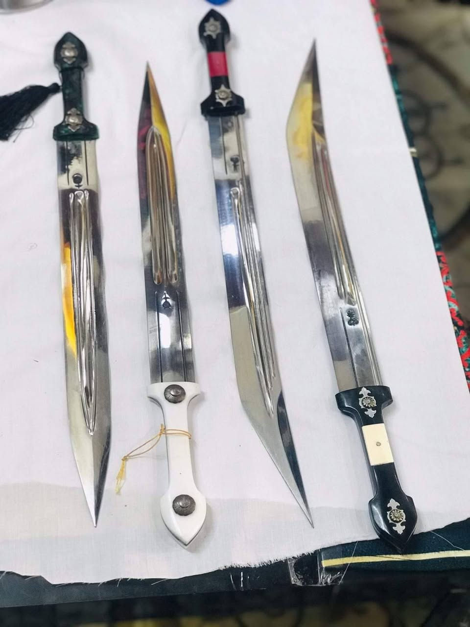 جميع الأنواع متوفر 
محل ذوالفقار لبيع المواد الانشائه 
***********
