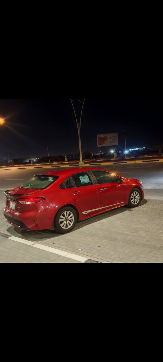 🚘 للبيع | تويوتا كورولا  2021 Le    سعرها 96  اقرا المنشور عدل وعليها غرامات800 ينكصن من السعر  استلم صافي 88 السيارة وارد امريكي بيها  ضربه بابين بدون دواخل وشويه من المدكر الورا  ما بيها تبديل نفسهن ومصلحيهن يعني السيارة بيها قطع صبغ  انه ابيعلك احزام  وبيها صوت خفيف  بلكير بلتحريكه وملاحضه الكير لا بي صفنه ولا شي وتنميراته طبيعيه  السياره جاهزه من كلشي  وبسعر كورلا 2010
السيارة جاهزه مكينه كير حداده تبريد تخم تاير 
✔️ الموديل: 2021✔️  (
✔️ الدفع: أمامي (FWD)
✔️ محرك اقتصادي 1.8 لتر 4 سلندر
✔️ شاشة لمس مع Apple CarPlay وAndroid Auto
✔️ كاميرا خلفية
✔️ تبريد نظام ايكو 
✔️ زجاج ومرايا كهربائية
✔️ السيارة اقتصادية جداً بالوقود، مريحة، واعتمادية عالية.

📍 الموقع: البصرة
💰 السعر:  صافي صافي 88  
📞 للاستفسار والمراسلة ***********
