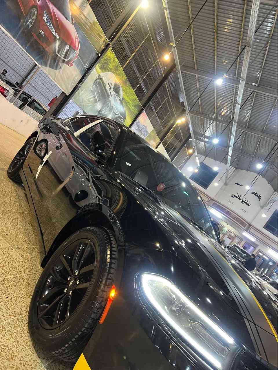 دؤج جارجر ٢٠١٦سيارة كلين 
فول مواسفات 
سيارة بدون سبغ بدون بارد 
بس واحيد شخط صغير بي 
محرك حدادية كلة بشرت 
تبريت كلة بشرت ٤ تيارات جديد 
سيارة رقم سنةوية هزةكلة جديد
سيارة حلوو سيارة جديدة 
بدون سبغ بدون بارد 
گير محرك كلة برشت 
***********عندي واتساب أربيل, العراق
