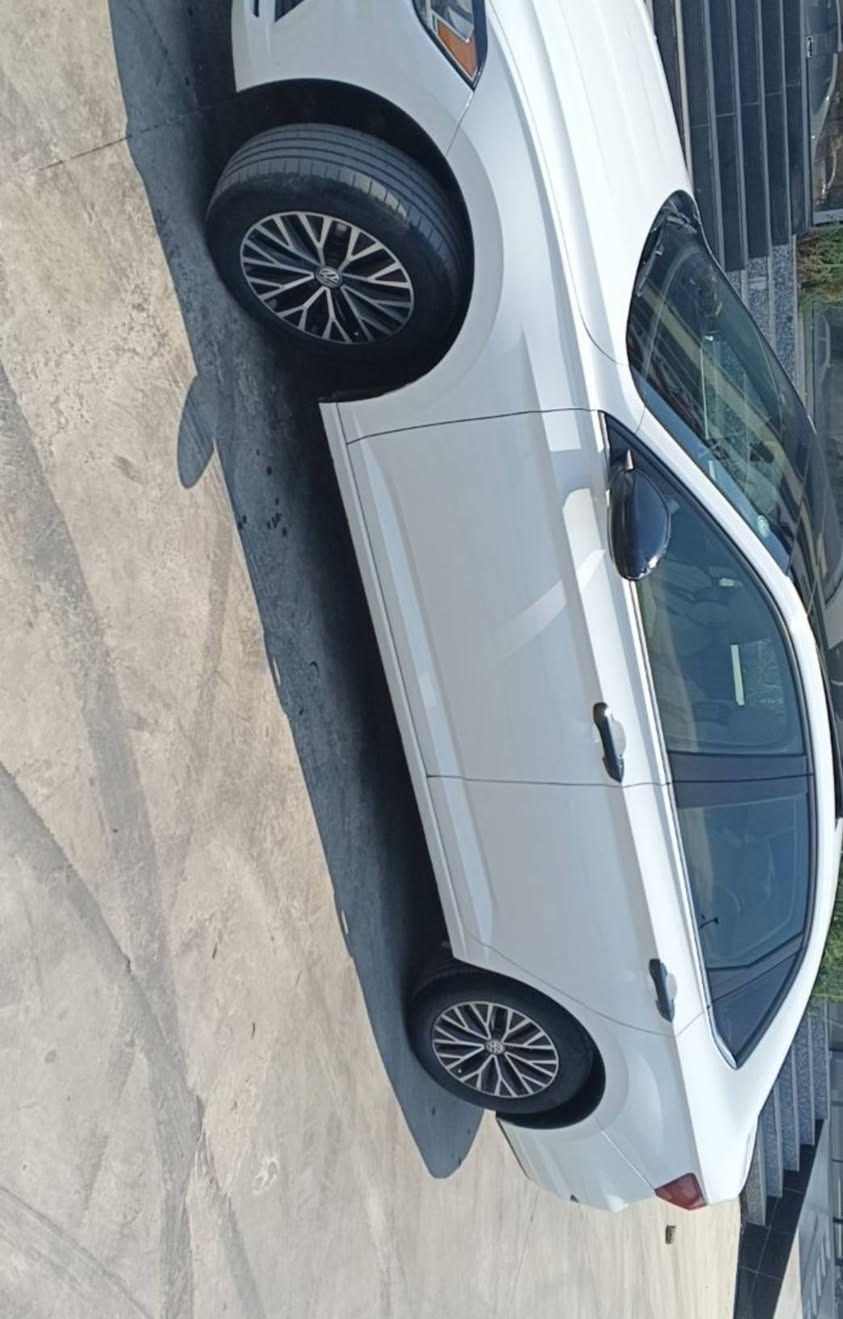 السلام عليكم جيتا 2019 للبيع لون ابيض محرك 14 تيربو بانوراما فول كلين بدون صبغ وارد امريكي  صورة الضرر مرفق مع الصور للاتصال‏‪‪ 
محافظة نينوى ***********

