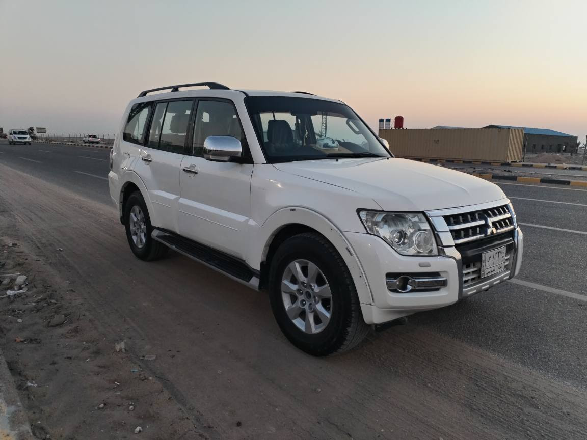 باجيرو مديل 2010 حبتور رقم بغداد مشروع وطني  .. فول مواصفات 
السياره بيه صبغ حزام فقط.  شرط لا ضربه. لا دواخلي ولا اي ضرر كلشي مكفول بيه.

 تبريد ثلج حداديه جديده تخم تاير 
حتى منظومة غاز شادله 

محرك كير مشوطات.. 

السعر ب118$  للبيع او المراوس بصالون 
مكانه النجف حي النصر. للاتصال او المراسله عالواتساب 
*********** النجف, العراق
